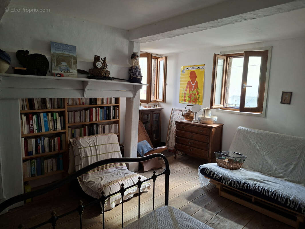 Maison à BASSOUES