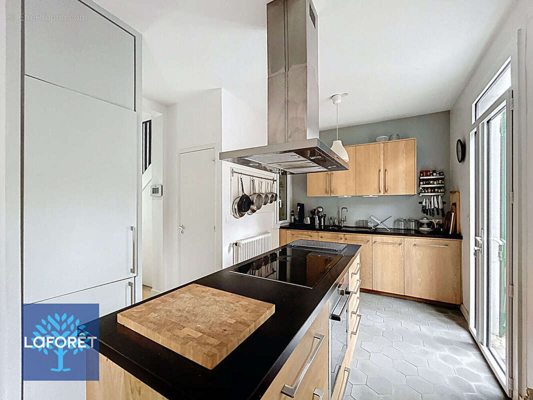 Maison à CORBEIL-ESSONNES