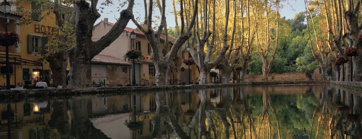 Appartement à CUCURON