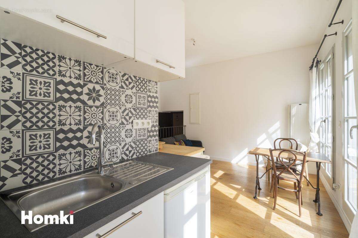 Appartement à MARSEILLE-1E