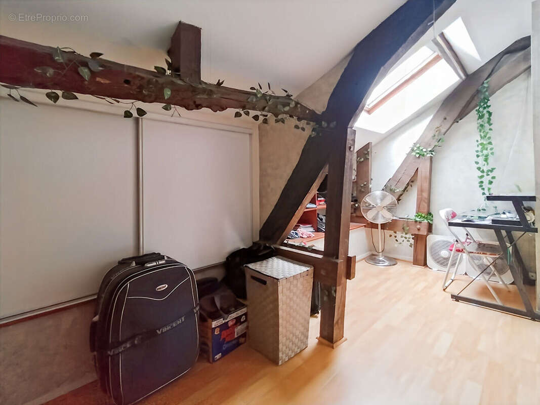 Appartement à SAINT-AUBIN-D'AUBIGNE