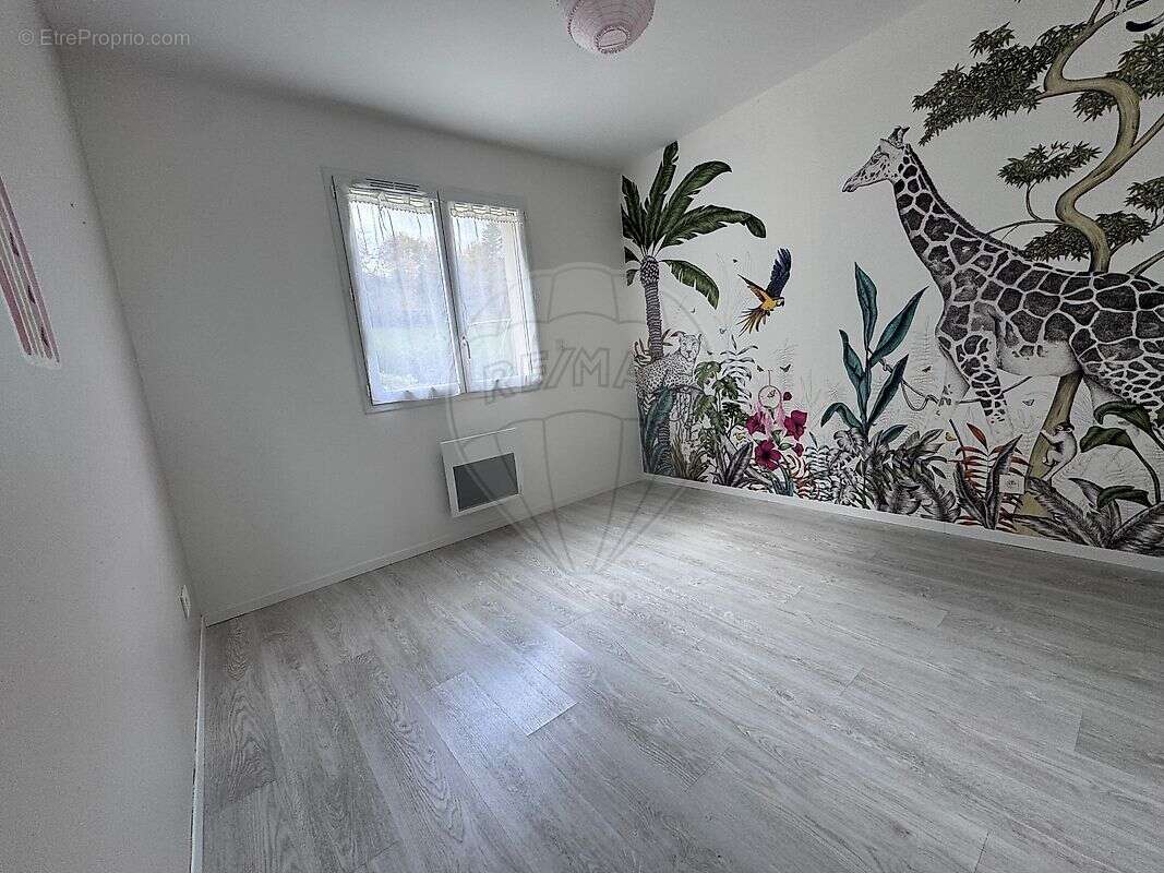 Maison à MONTIGNY-AUX-AMOGNES