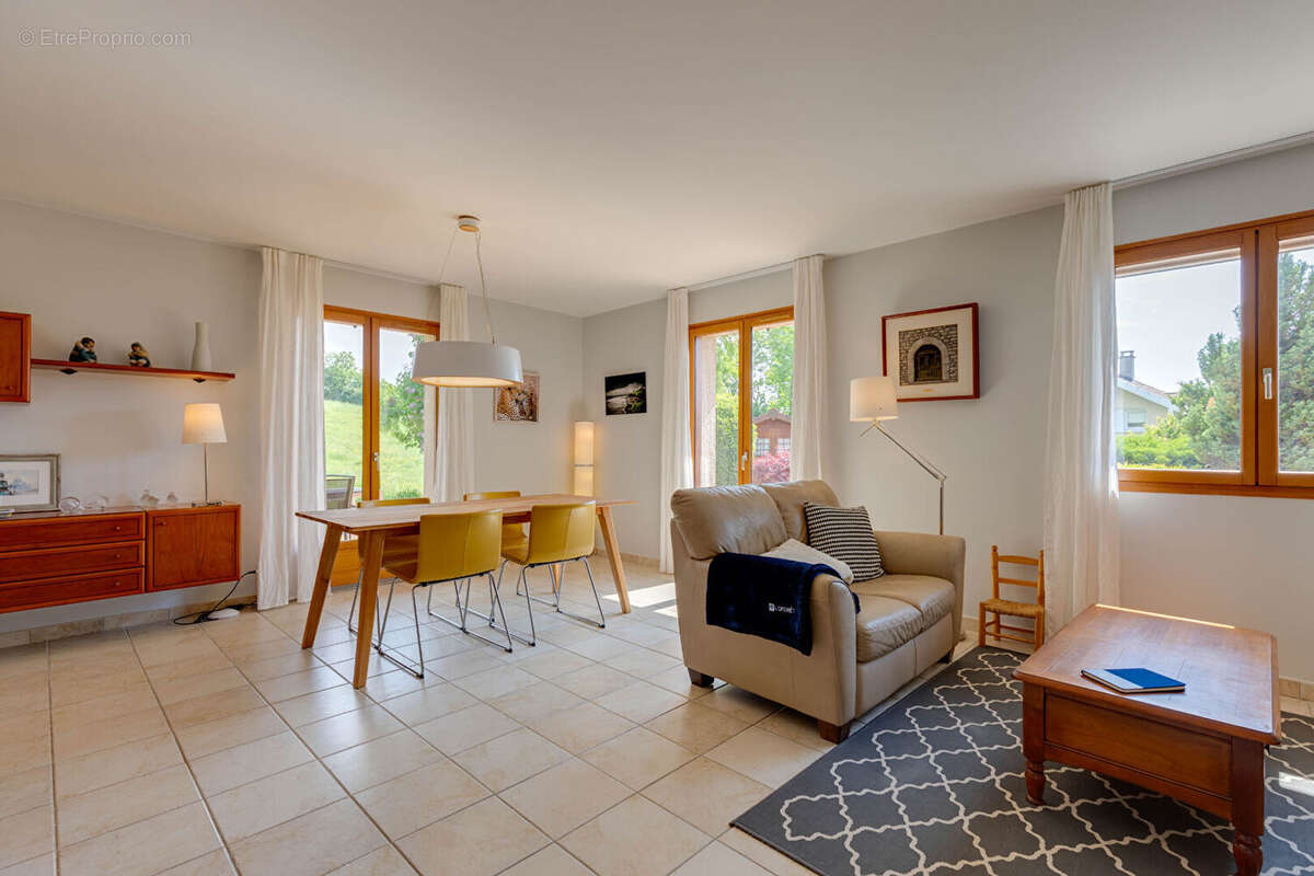 Maison à BALLAISON