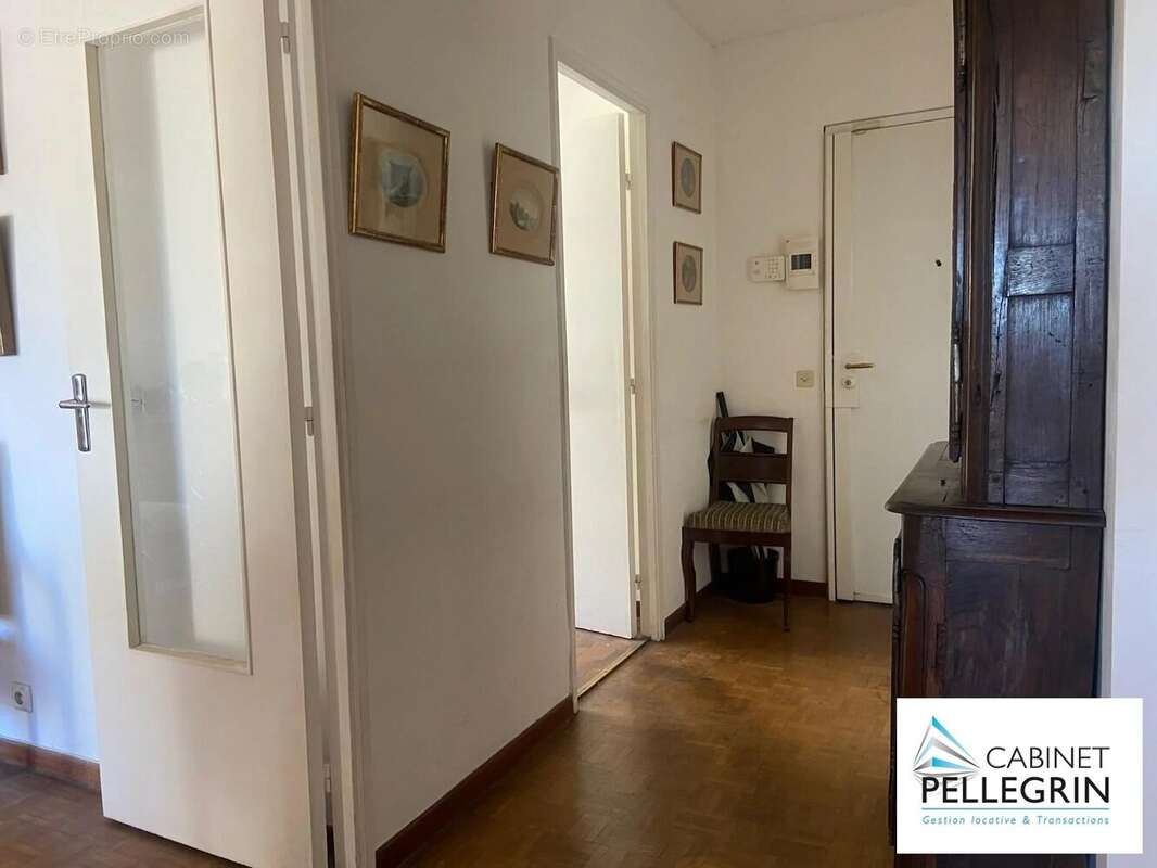 Appartement à MARSEILLE-6E