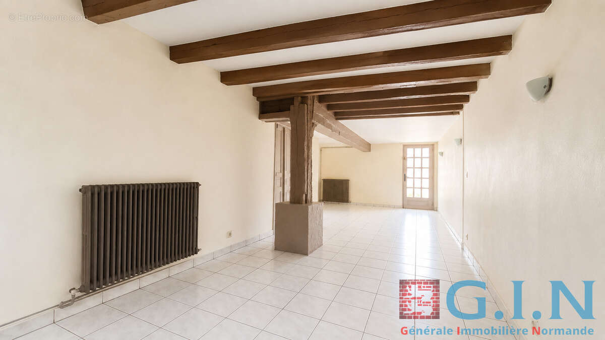 PETIT COURONNE (76650) Centre ville - photo 3