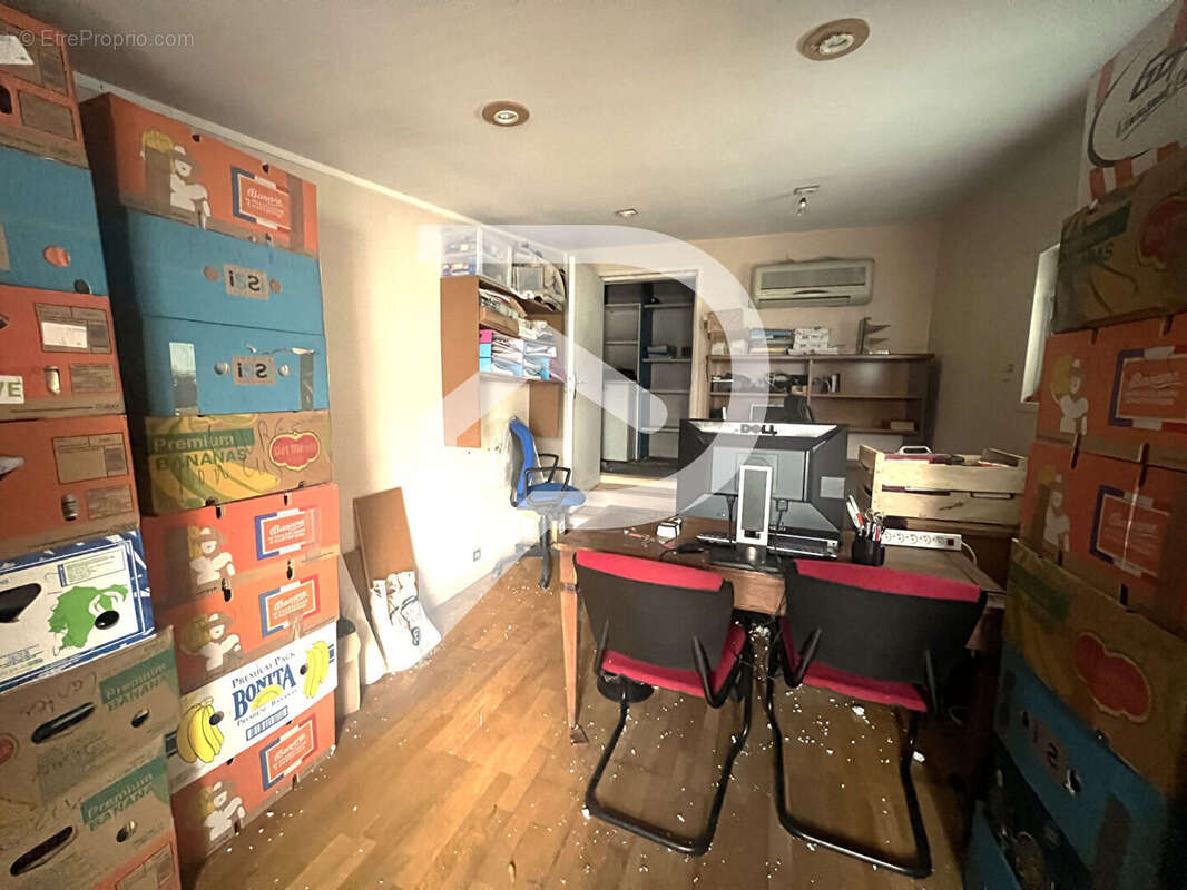 Commerce à EAUBONNE