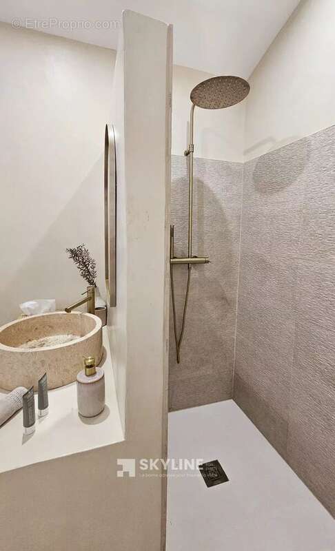 Maison 30 m² à Aubagne  - photo 6