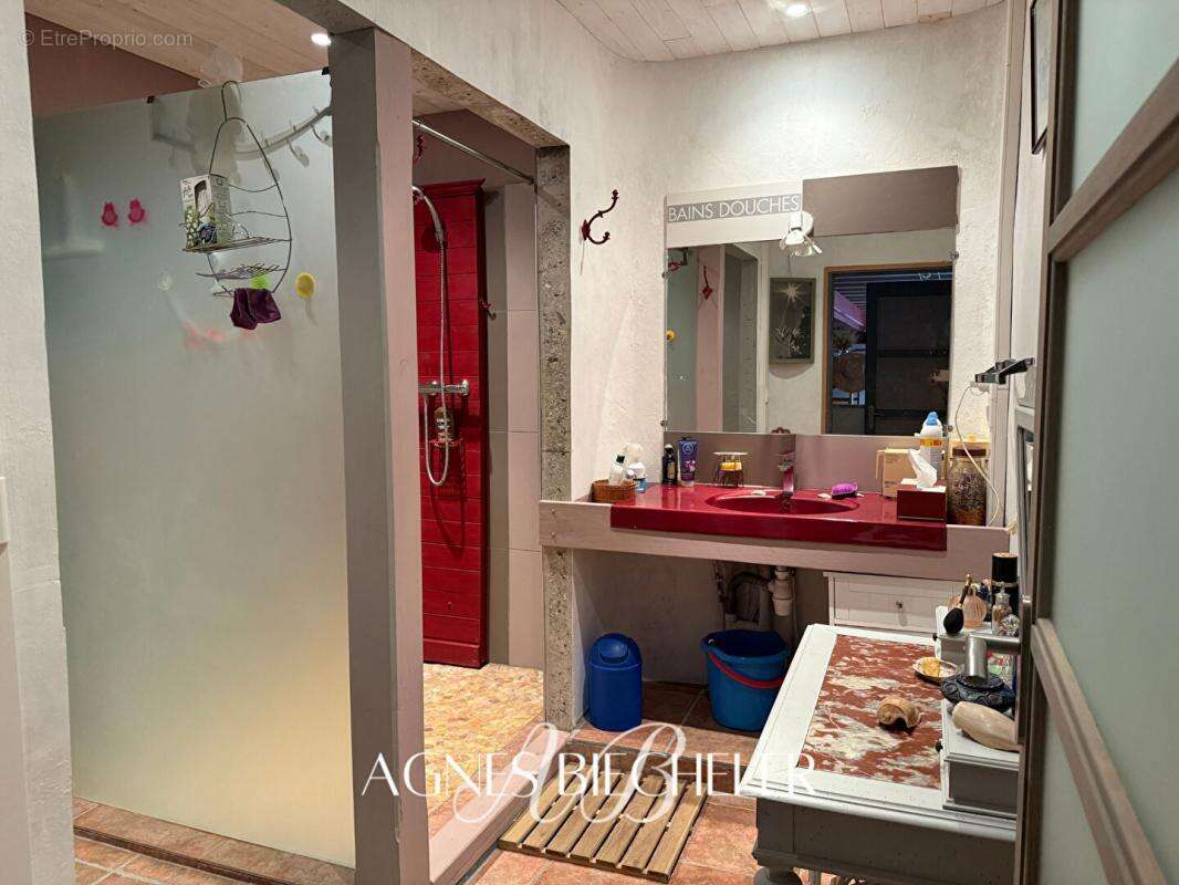 Maison à MONTESQUIEU-DES-ALBERES