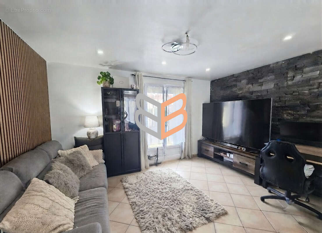 Maison 98 m² à Audun-Le-Roman  - photo 9