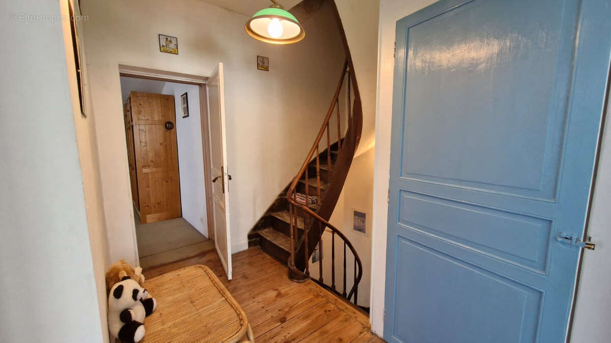 Maison à MORTAGNE-SUR-GIRONDE