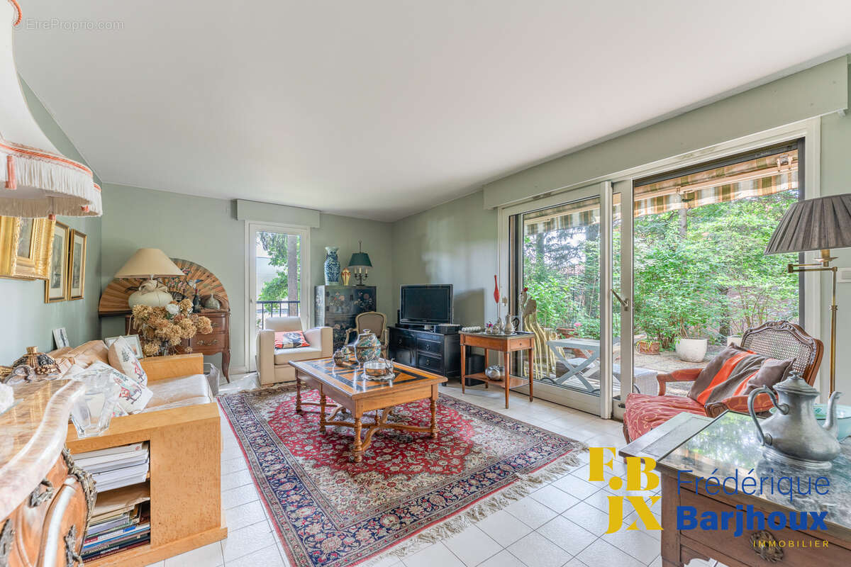 Appartement à CRAPONNE