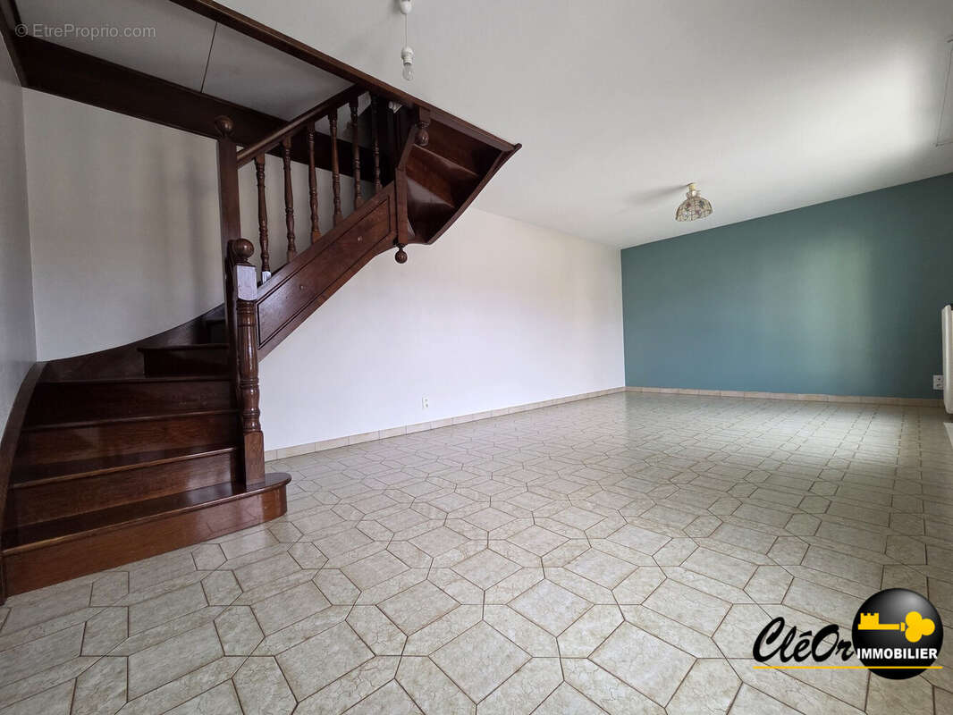 Maison à LONGECOURT-EN-PLAINE