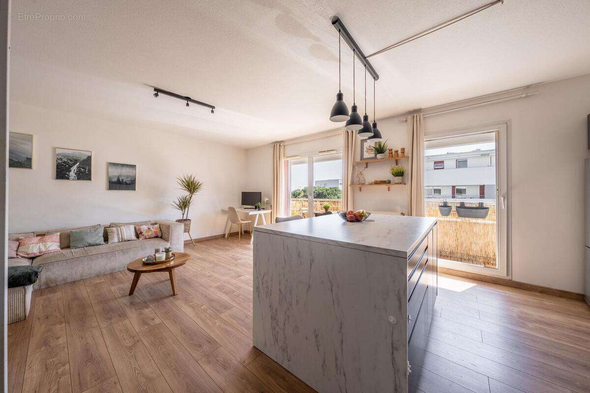 Appartement à BORDEAUX