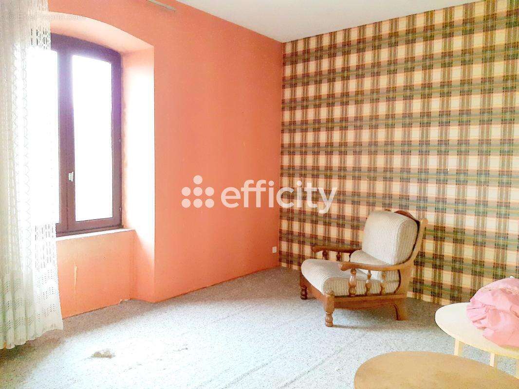 Maison 166 m² à Saint-Denis-D'authou  - photo 13