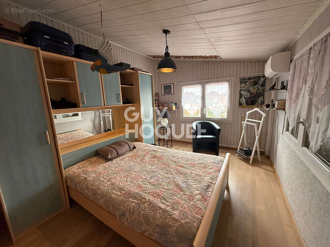 Maison - 6 pièces avec piscine , A vendre à Perpignan (66000) , Quartier Las Cobas - photo 11