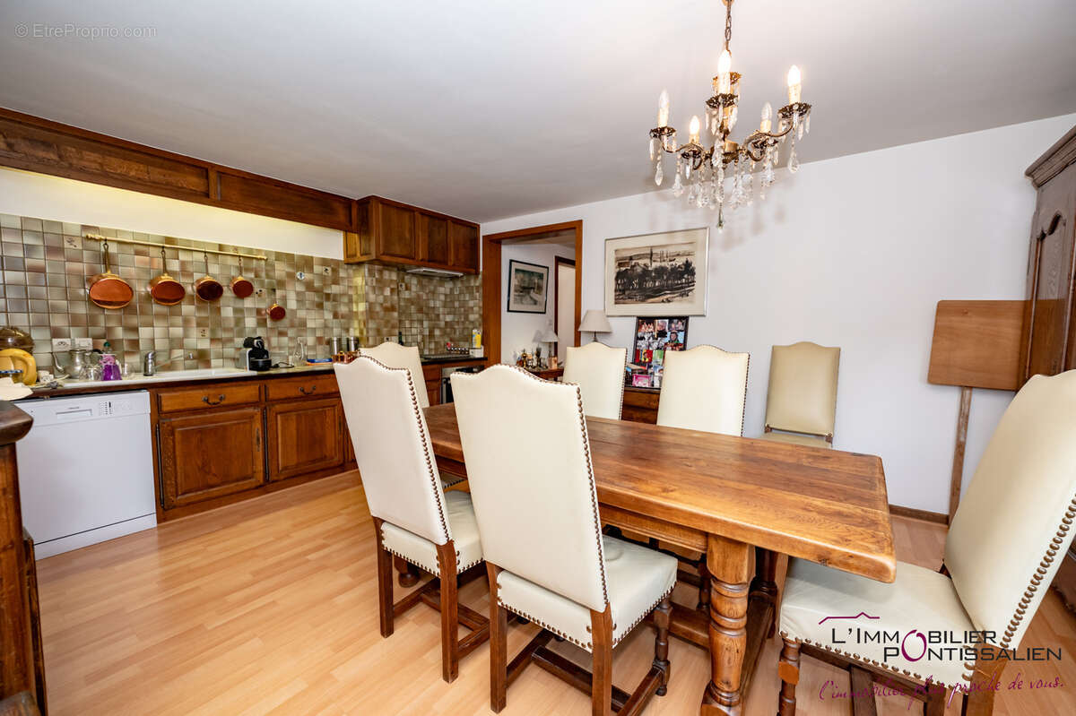 Pontarlier centre ville : duplex dernier etage - photo 15
