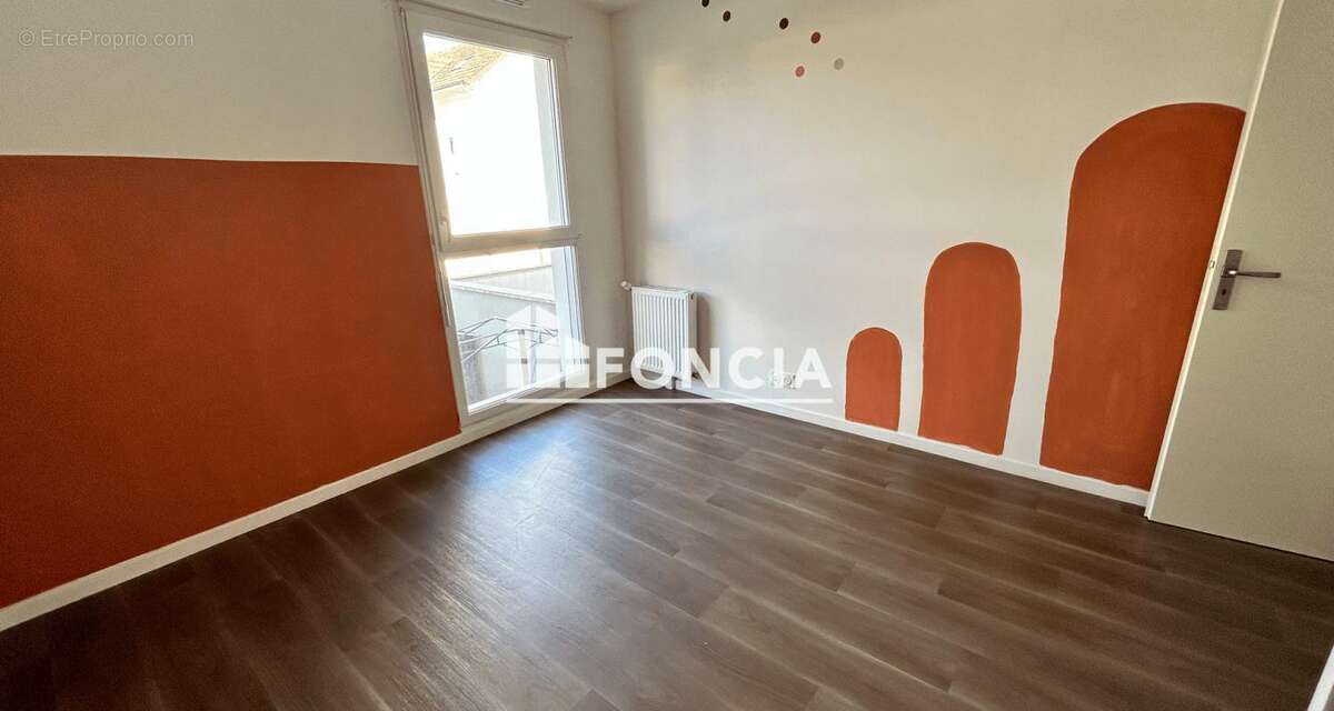 Appartement à GRETZ-ARMAINVILLIERS