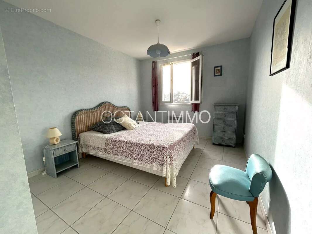 Appartement à VILLENEUVE-LOUBET