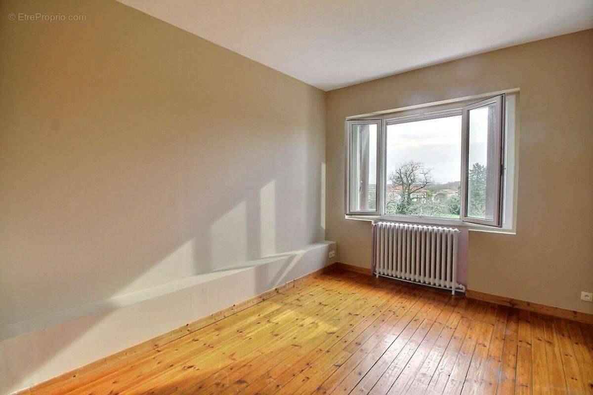 Maison à SAINT-SULPICE-DE-ROYAN