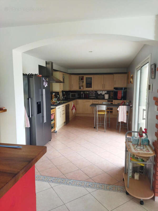 cuisine ouverte - Maison à CASTELNAU-MONTRATIER