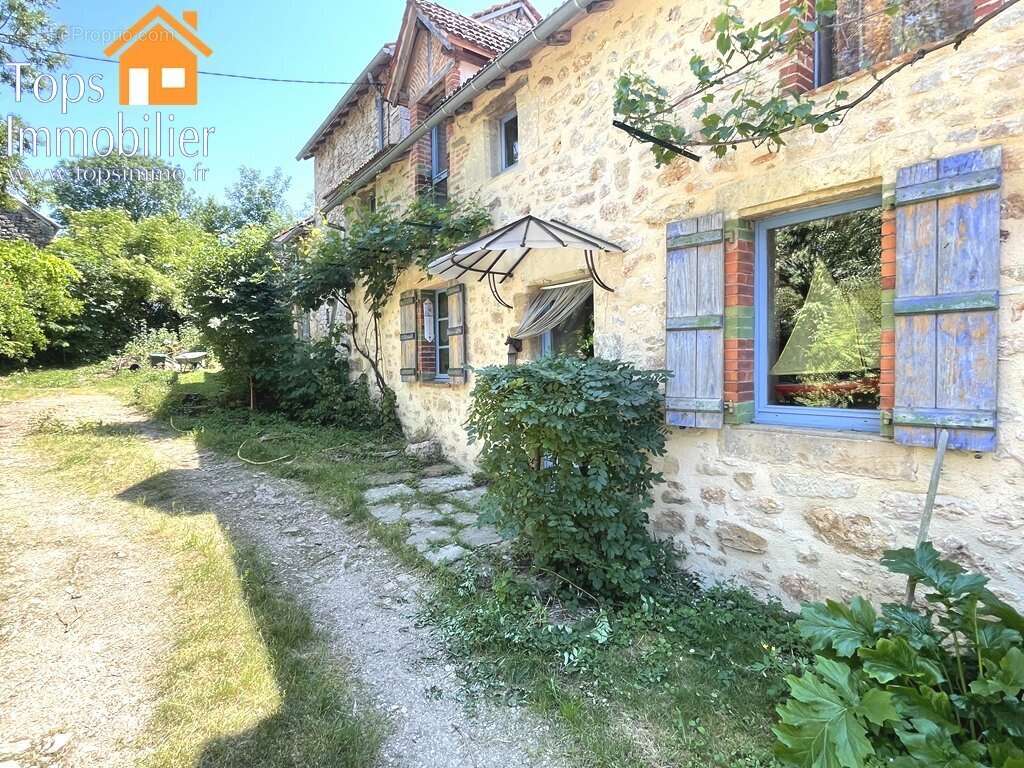 Maison à CAUSSE-ET-DIEGE