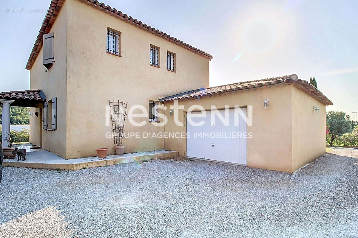 À VENDRE DRAGUIGNAN Maison 5 chambres, 168 m² sur 1500 m² de terrain avec Piscine - photo 24