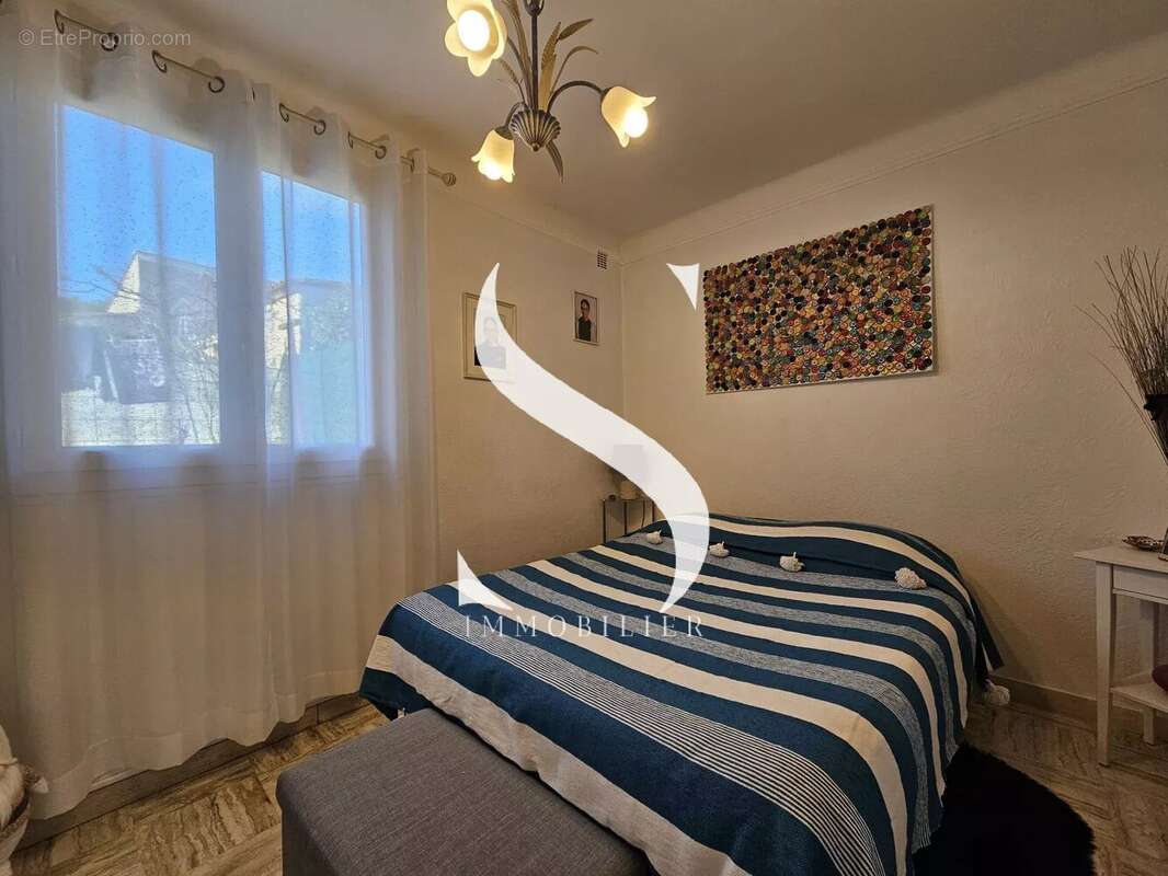 EXCLUSIVITÉ – Maison 3 pièces avec jardin, véranda et grand garage . - photo 11