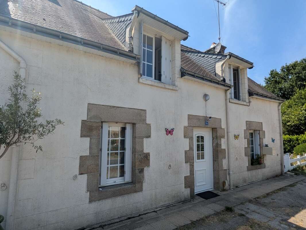 Langoëlan jolie maison de caractère de 80m² environ 4 pièces parcelle de 230m² envion - photo 2