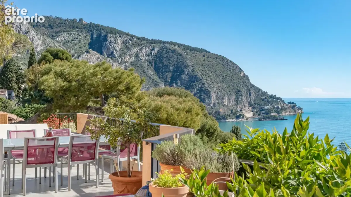 Èze - bord de mer - villa 7 pièces - photo 26