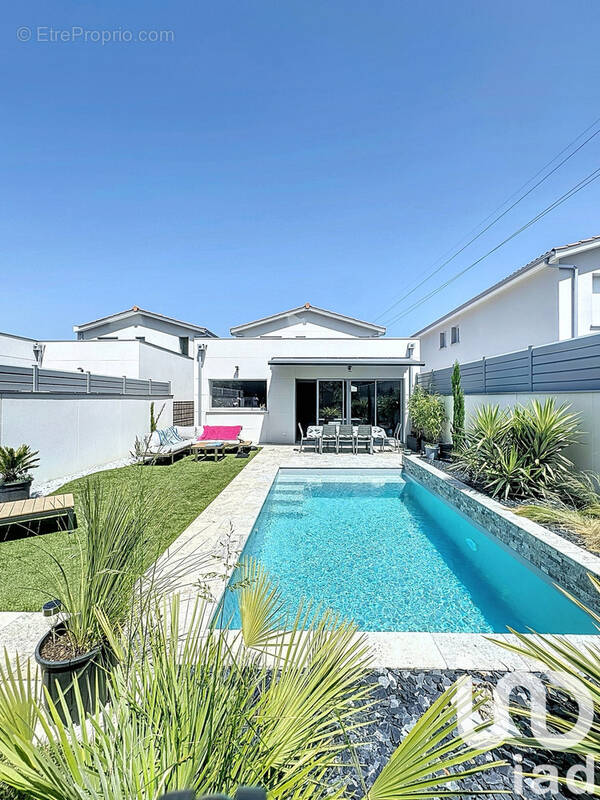 Photo 1 - Maison à PESSAC