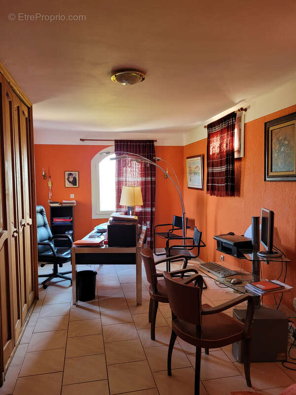 Maison à SOLLIES-VILLE