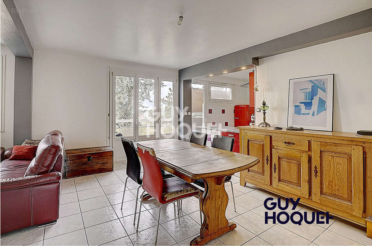 Appartement à SAINTE-FOY-LES-LYON