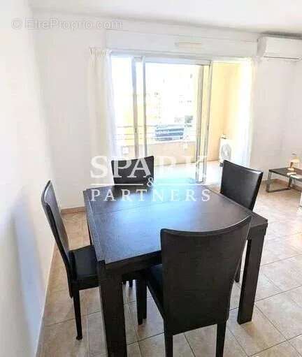 Appartement à BEAUSOLEIL