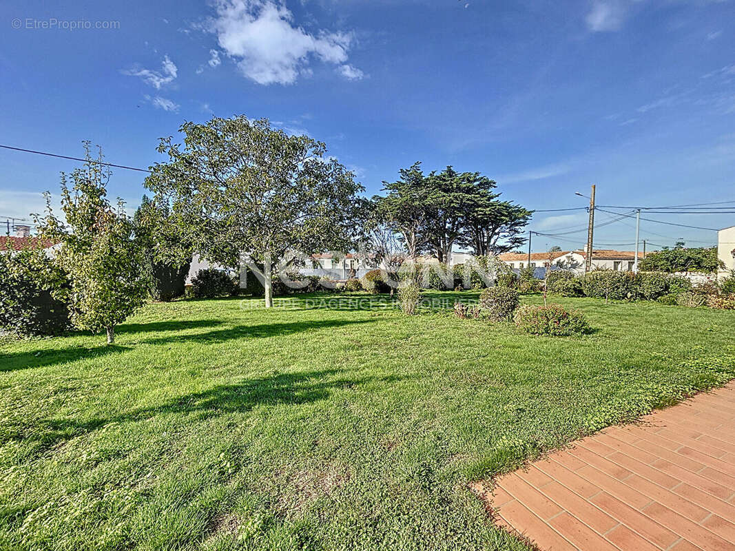 Maison à BEAUVOIR-SUR-MER