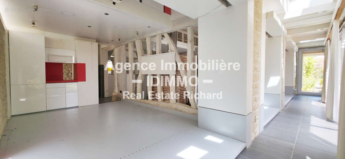 En exclusivité   véritable bijou au style maison d'architecte 202 m2 habitables à chapelon 45270 - photo 9