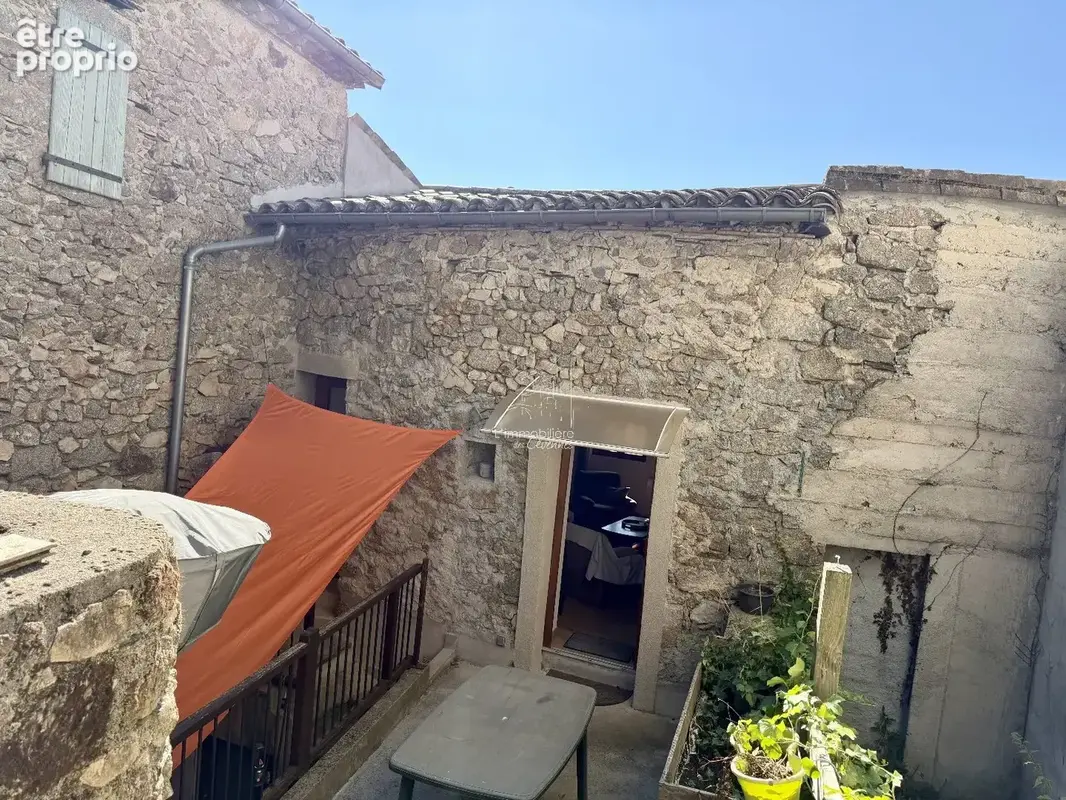 Maison de village avec terrasse, patio, studio indépendant et annexe - photo 4