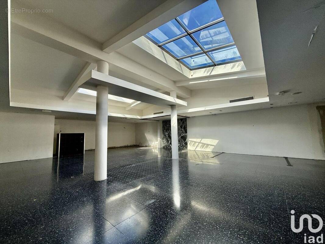 Photo 1 - Commerce à SAINT-TROPEZ