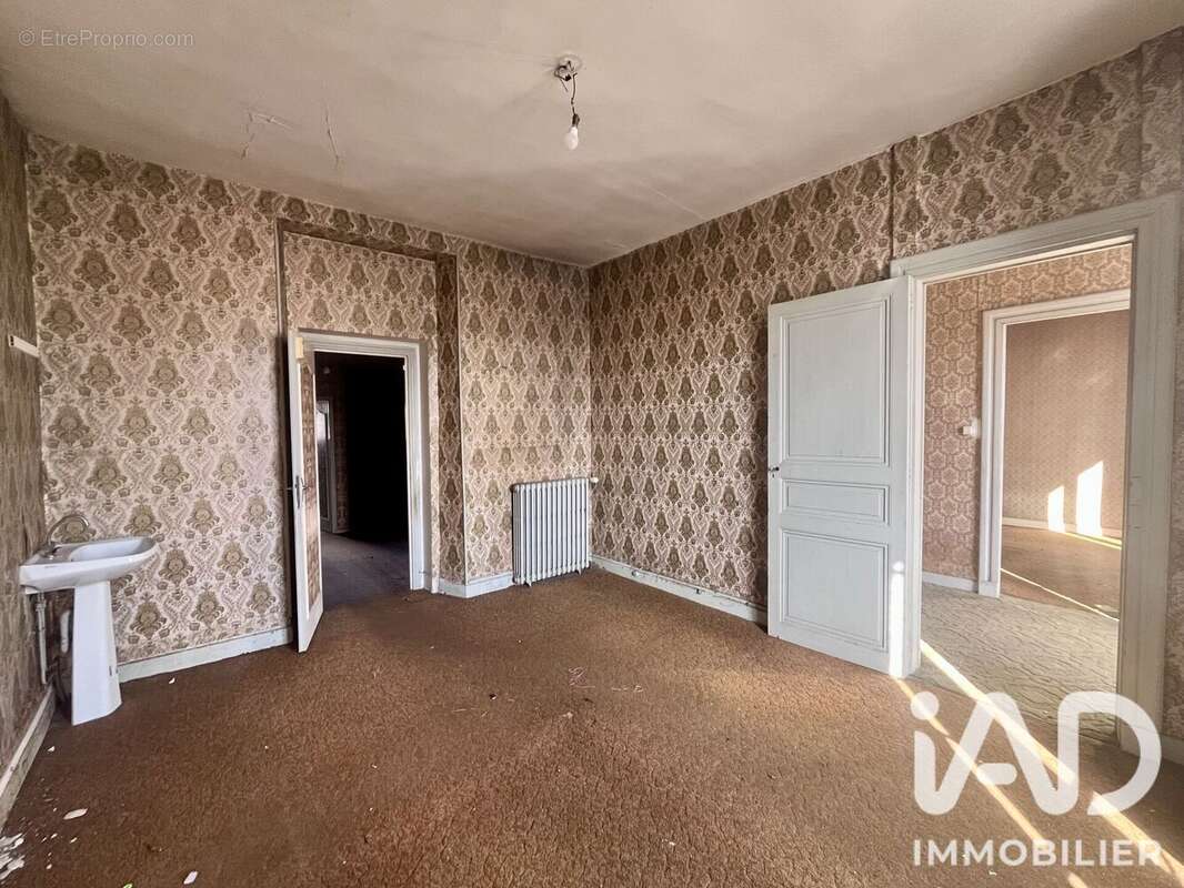 Maison 104 m² à Tarbes  - photo 6