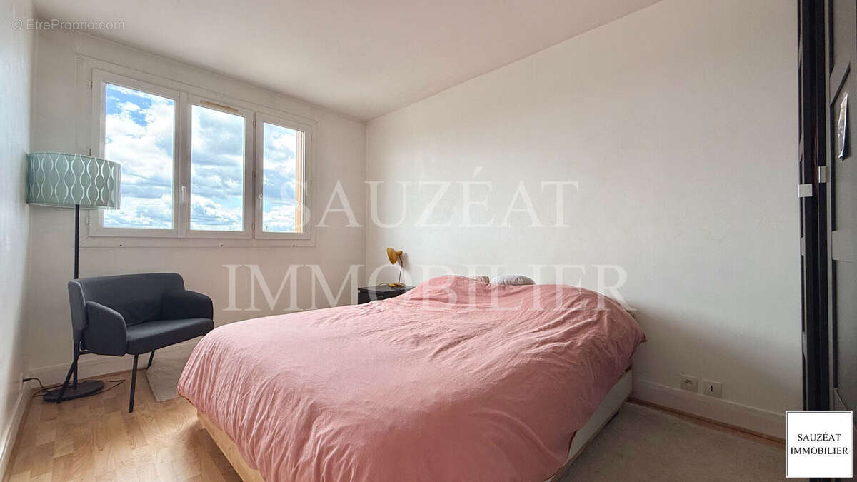 Appartement à BAGNEUX