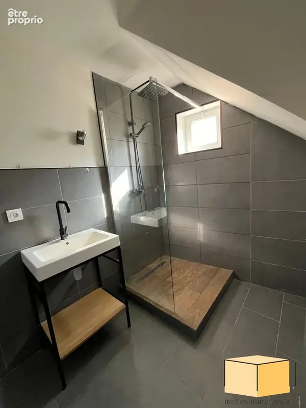 Appartement 3 pièces 53 m² à vendre à Belley (01300) - photo 4