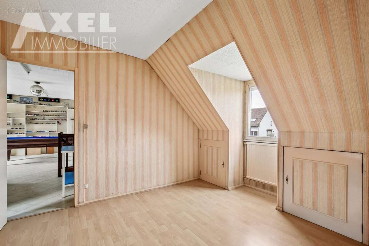 Maison à BOIS-D'ARCY