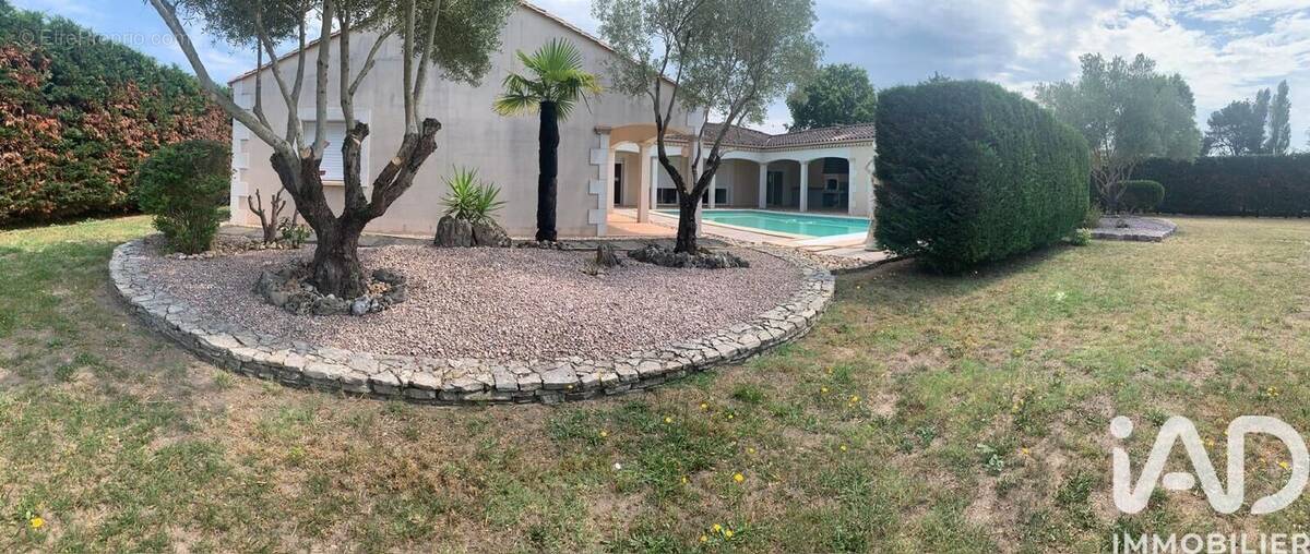 Photo 1 - Maison à AMBARES-ET-LAGRAVE