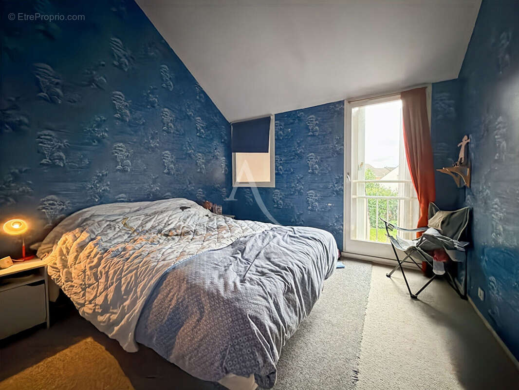 Maison à JOUY-LE-MOUTIER