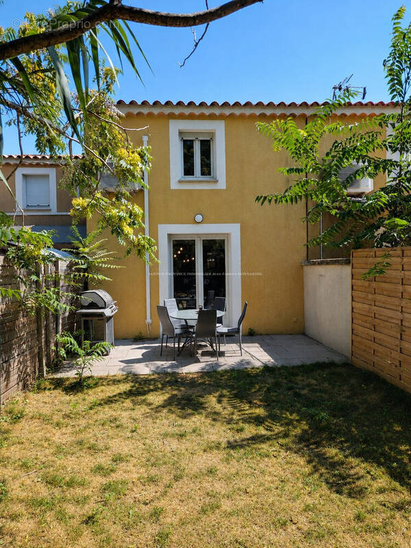 Maison à SAINT-PAUL-TROIS-CHATEAUX