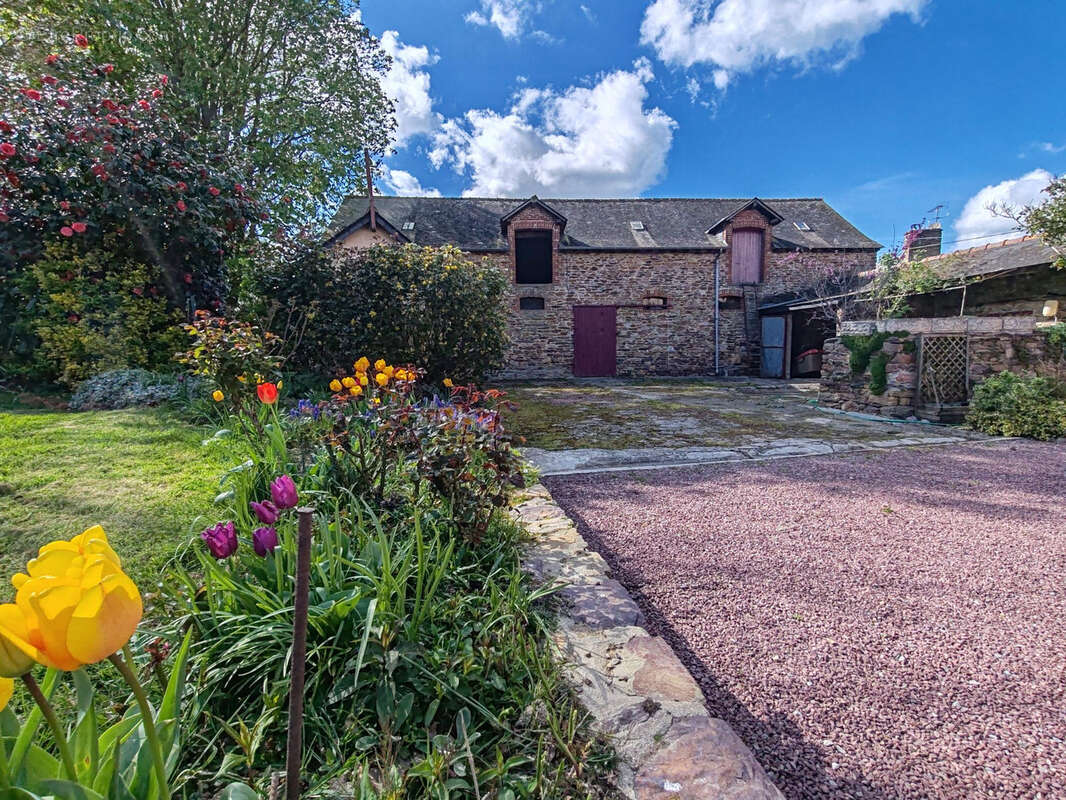 Maison à RETIERS