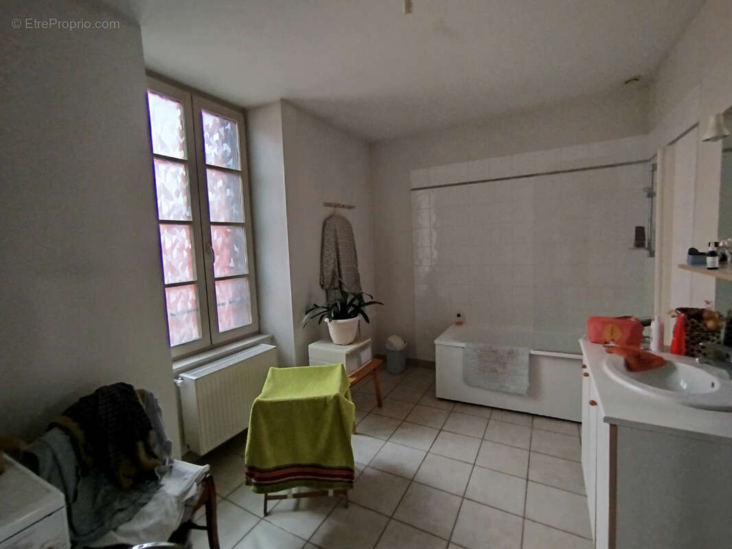 Ensemble immobilier 204m2 habitables - photo 7