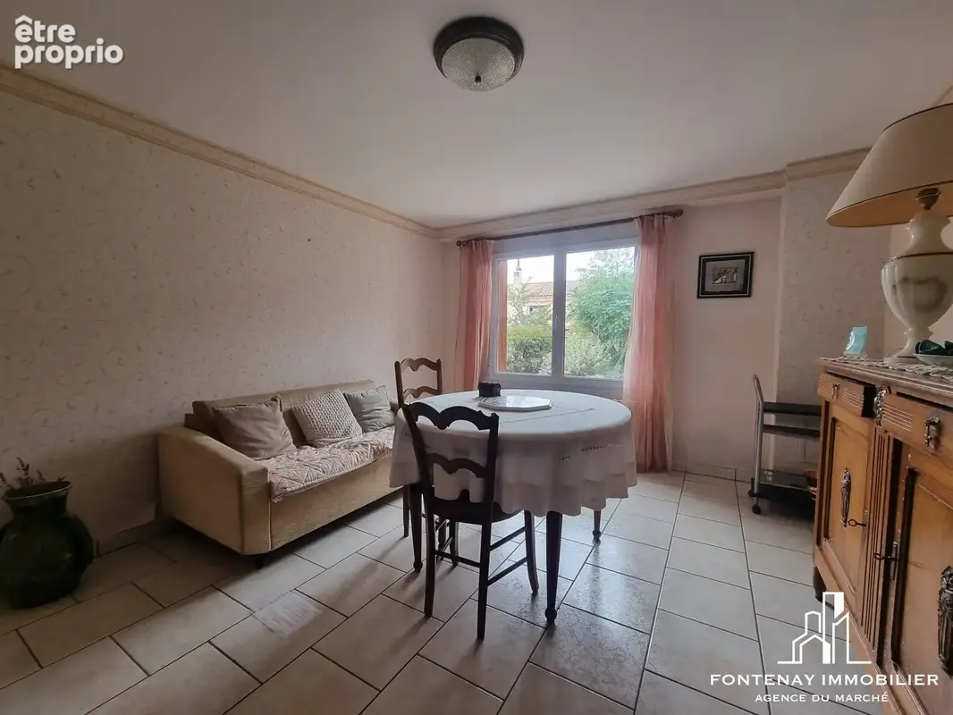 Maison 6 pièces 127 m² à vendre à Fontenay-Le-Comte (85200) - photo 8
