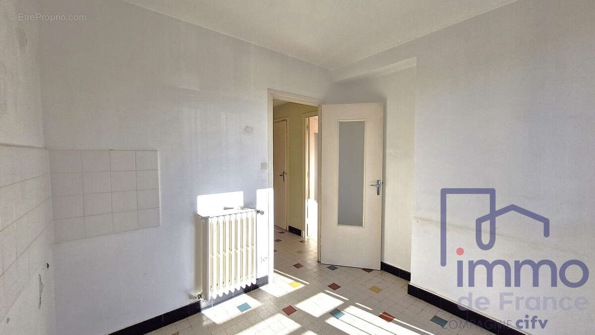 Appartement à SAINT-ETIENNE