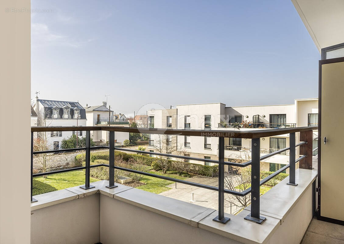 Appartement à COLOMBES
