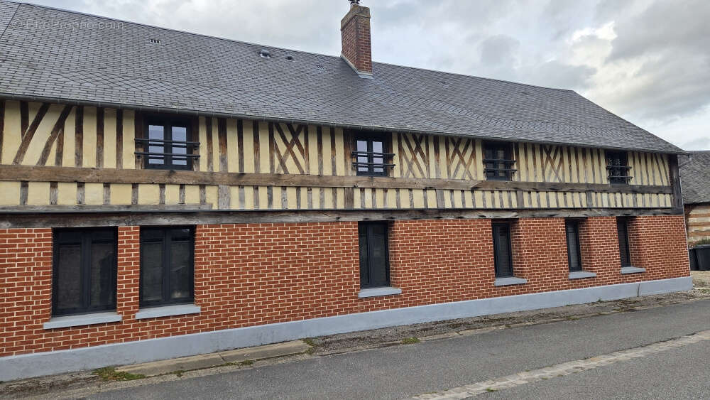 Maison à SAINT-MAURICE-D&#039;ETELAN